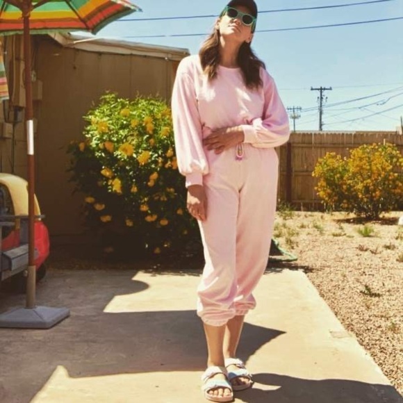 Cropped Sweatshirt - Stoney Clover Lane x Target Light Pink NWT - Picture 6 of 7